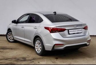 KIA STONIC 2024